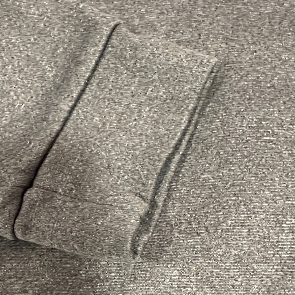 Under Armour Charcoal Quarter-Zip Pullover VGUC - Picture 5 of 9